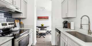 Vintage at 18th Street Gallery 75