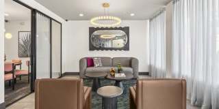 5015 Clinton Apartments Gallery 4