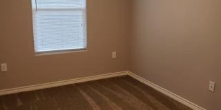 Nederland Ave Townhomes Gallery 8