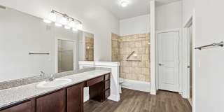 The Laurel at Vintage Park 55+ - Senior Housing Gallery 14