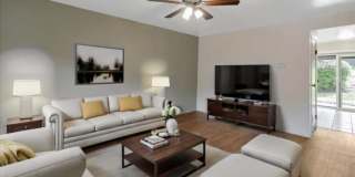 101 Del Valle Cir Gallery 1