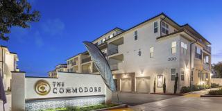 The Commodore Apartments Gallery 19