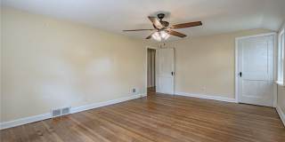 422 26Th Gallery 25