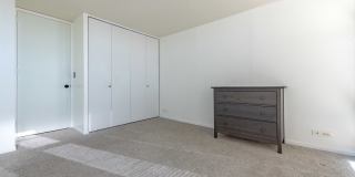 6700 South Shore Drive Gallery 15