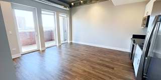 3833 N Broadway Gallery 65