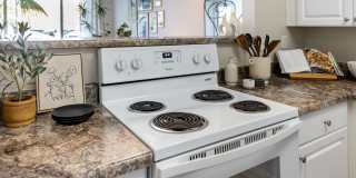 Veranda La Jolla Gallery 9