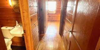 Very Unique 5 Bedroom Home on Large Lot Gallery 36