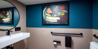 Warner Pointe Gallery 26