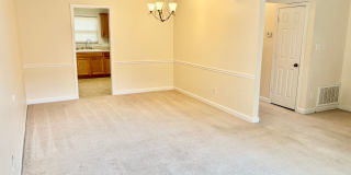 3 bedroom / 1.5 bathroom - Courthouse Green 3 bedroom / 1.5 bathroom - Courthouse Green Gallery 15