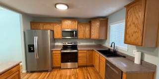 2 bedroom, 2 1/2 bath condo in the NORTHEAST side of Colorado Springs Gallery 6