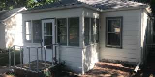 Charming 2 Bedroom Home in Old Town Longmont! Gallery 1
