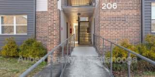 204 Eveningside Dr Gallery 3