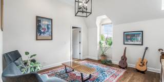1981 West Southmeadow Lane Gallery 29