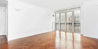 400 E 51st St Apt 13C 400 E 51st St Apt 13C Gallery 1