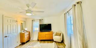 4 Bedroom 2 Bath Bungalow, in Forsyth Park- Available Jan 3rd!!! Gallery 19
