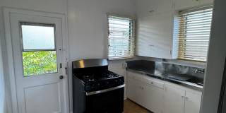 Charming 2/1/2 House on Hinano St. in the Kaimuki/Diamond Head area Gallery 9