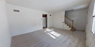 Townhouse Living in York Township with Garage Townhouse Living in York Township with Garage Gallery 4