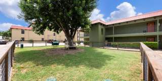 Kensington Court Gallery 143