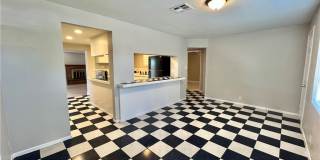 508 HARVARD Street Gallery 3