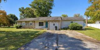 Pet-Friendly 4-Bedroom Home with Fenced Yard & Covered Back Porch Gallery 1