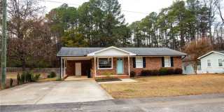 3858 Red Oak Drive Gallery 1