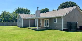 3 Bed, 2 Bath with Vaulted Living Room, Walk-In Shower, and Privacy-Fenced Yard Gallery 24