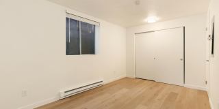 Crestwood Place Gallery 23