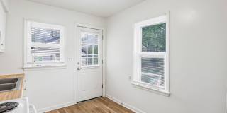 Newly Renovated - 3 Bed, 1.5 Bath Single-Family Home w/ Garage!! Gallery 20