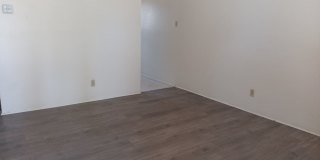 4601 Douglas MacArthur Rd NE Gallery 4