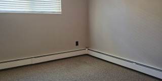 Cute end unit townhome 3-bedroom 2 baths in Thornton. Gallery 10