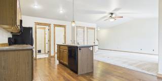 Beautiful 3-Bedroom Condo Near Four Corners Gallery 12