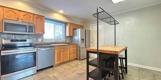 Charming 4-Bedroom Cul-de-Sac Home in Virginia Beach "ASK ABOUT OUR ZERO DEPOSIT" Gallery 4