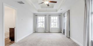Spacious 3BR End Unit with Modern Finishes Gallery 19
