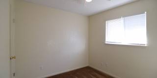 1702 Clairidge Ave Gallery 12