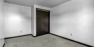 305/307 Kaymar Drive Gallery 2