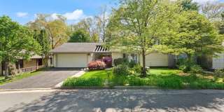 112 HOPELAND Lane Gallery 1