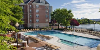 Avalon Cove Gallery 42