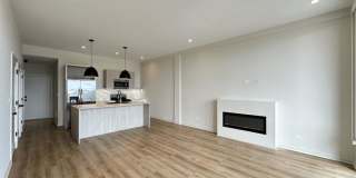 3205 Narragansett Gallery 8