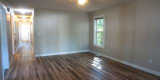 301 Maple St Gallery 2