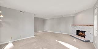 Amazing 2bed/1.5bath Condo Unit with Private Balcony in Meridian Park! Gallery 16
