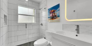 945 Sunflower Avenue Gallery 21