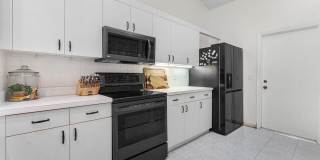 12842 Meadowbend Drive Gallery 21