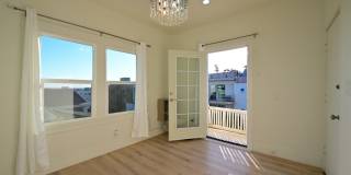 48 Navy St Gallery 17