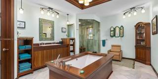 70 Bay Colony Ln Gallery 67