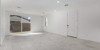 2436 W Maximo Way Gallery 7