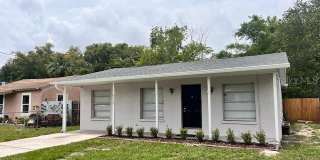 8518 N LYNN Avenue Gallery 1