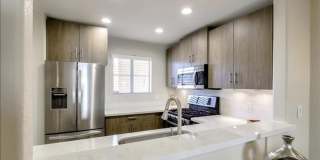 FURNISHED OPTIONAL 2 BEDROOM REMODELED CONDO ON 1ST FLOOR! Gallery 8