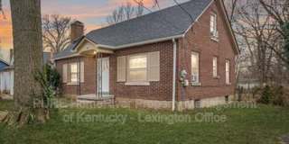 200 Floral Park Gallery 1