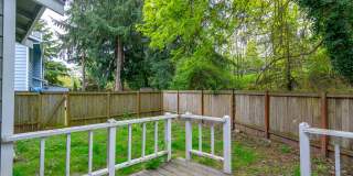 3 Bedroom/2.5 bathroom townhouse centrally located Oak Harbor Gallery 13