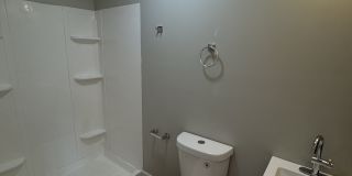 533 Fairwood Ave Gallery 21